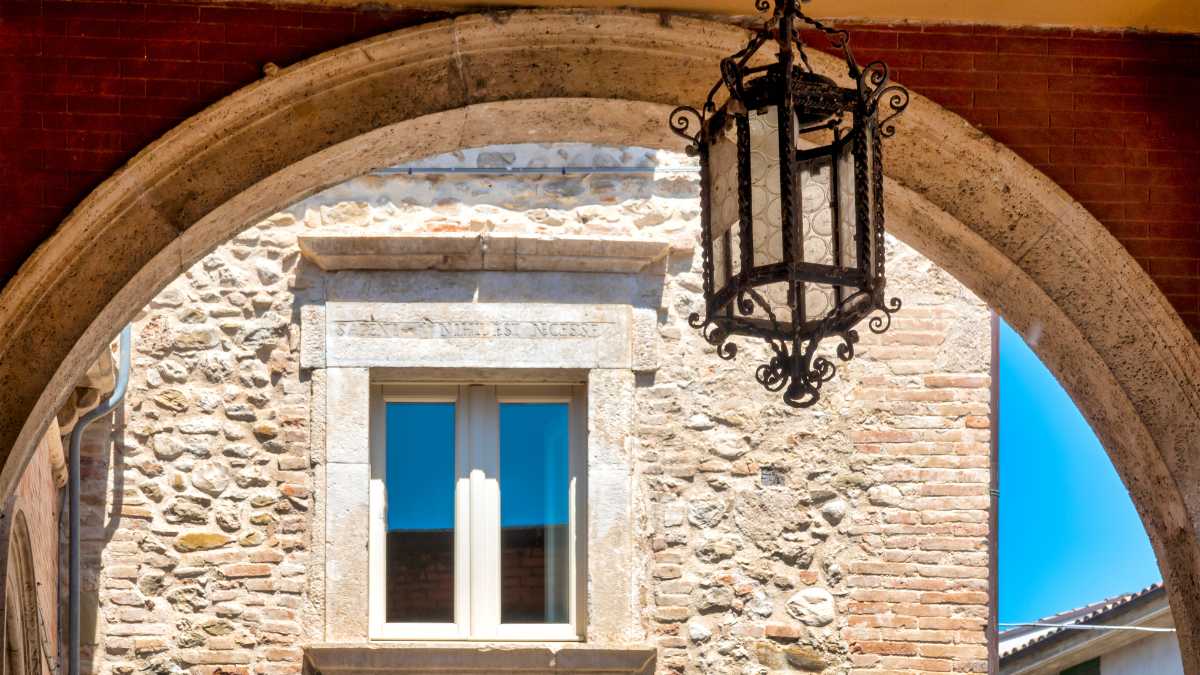 Feste ed Eventi a Teramo: Scopri le Tradizioni della Città tra Mare e Monti