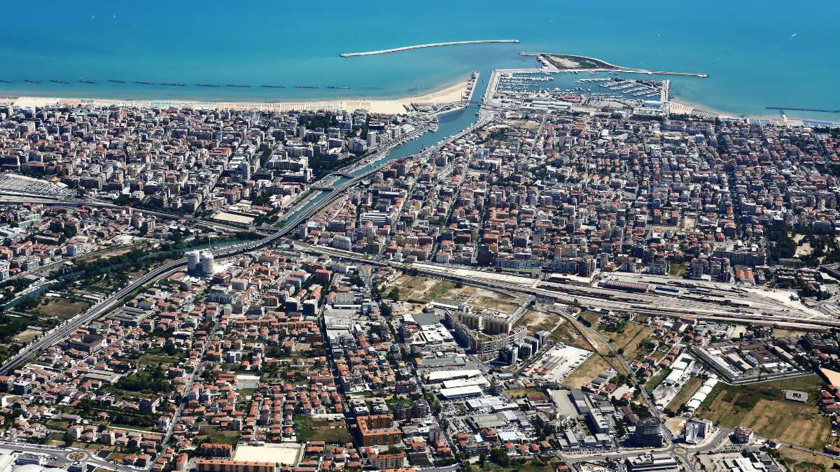 Guida Completa per Arrivare a Pescara: La Capitale Adriatica d'Abruzzo