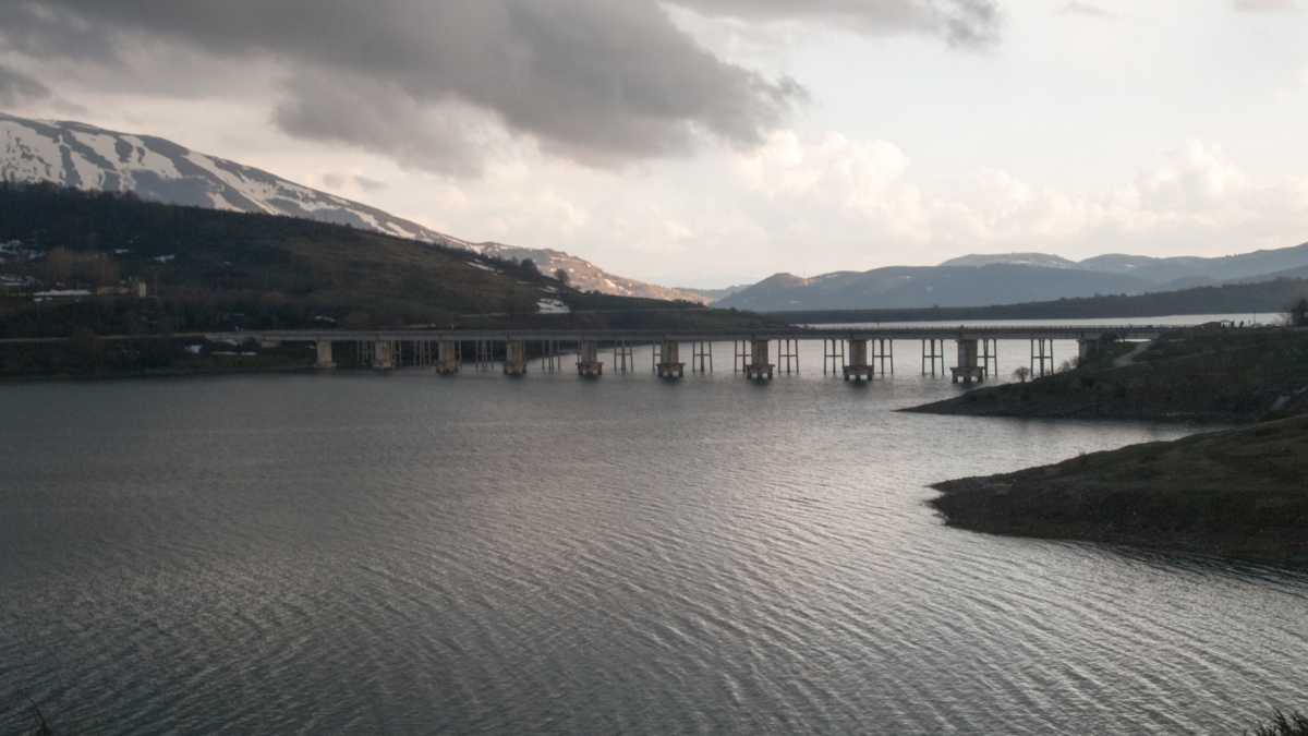 Scoprire il Lago di Campotosto con i Bambini: Una Guida Familiare