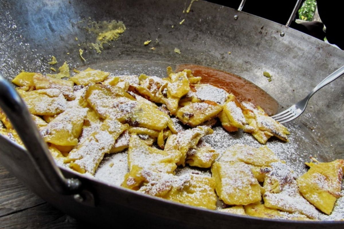 Panoramica gastronomica di Campo Imperatore, includi piatti tipici e paesaggio montano